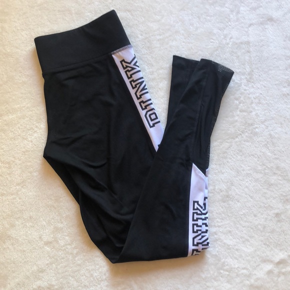 PINK Victoria's Secret Pants - PINK VS Ultimate leggings size S
